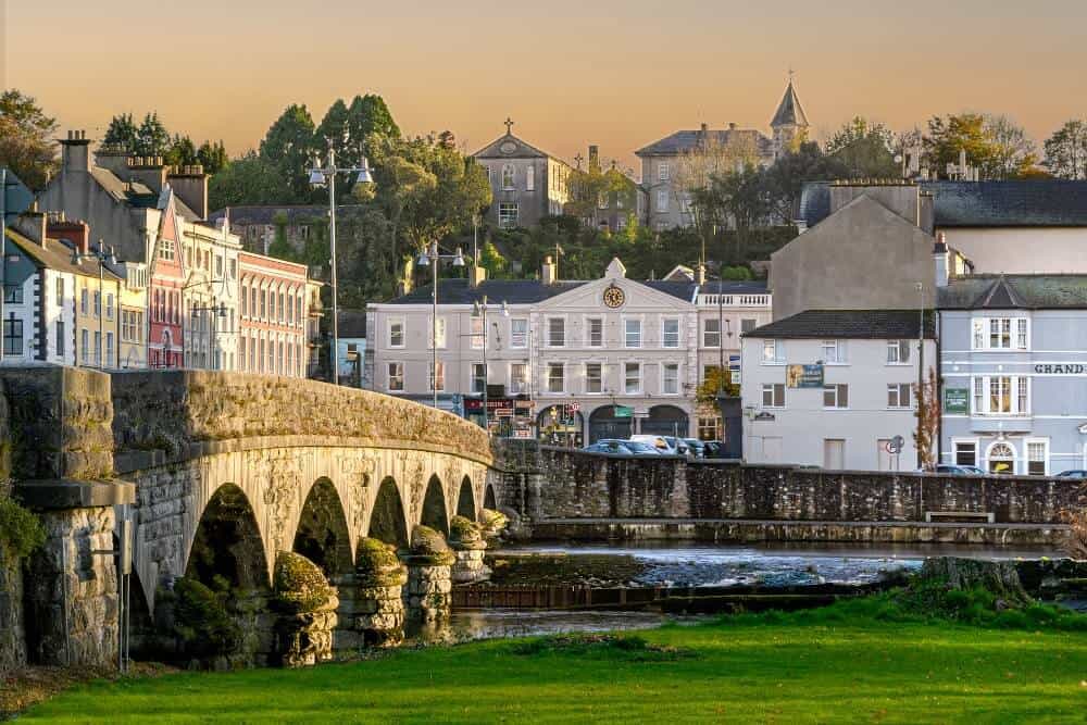 DSC_3035-Square-Fermoy-min